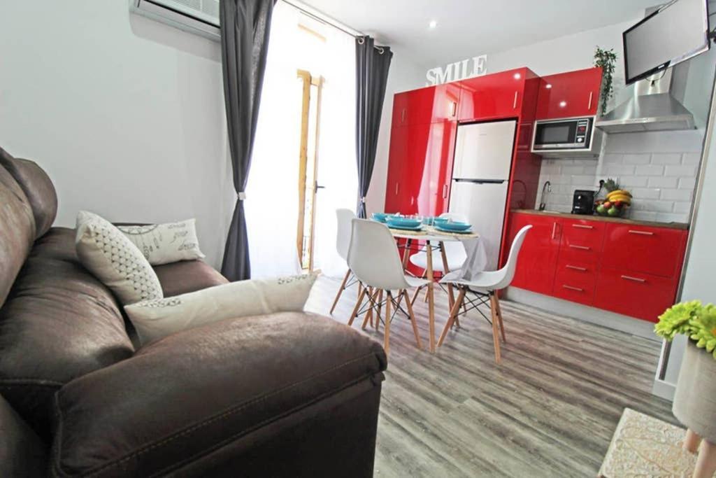 Apartamento De Diseno Centrico 5 Min Playa Alicante Kültér fotó