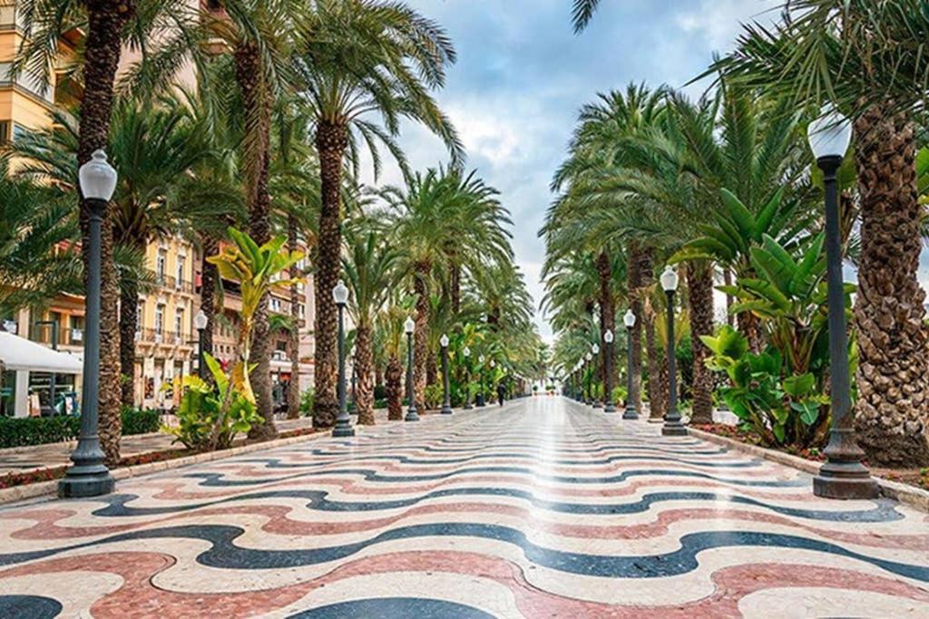 Apartamento De Diseno Centrico 5 Min Playa Alicante Kültér fotó